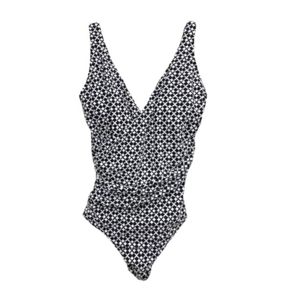 L.L. Bean Other - LL Bean ✘ Black Diamonds One Piece UPF Crossover Geometric Slimming Swim Suit